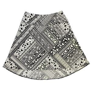 Roz & Ali Women's Black/White/Green Paisley Print Stretchy A-Line Skirt | Size L